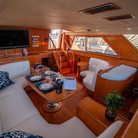 Hotel Master&Commander Valencie Exteriér fotografie