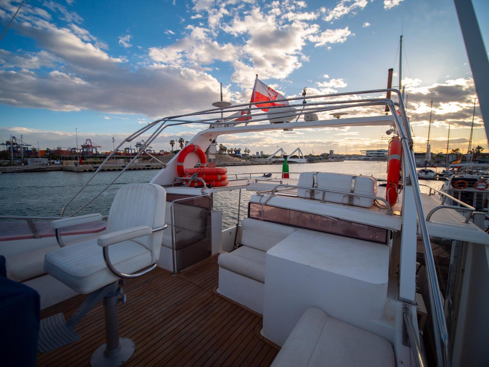 Hotel Master&Commander Valencie Exteriér fotografie