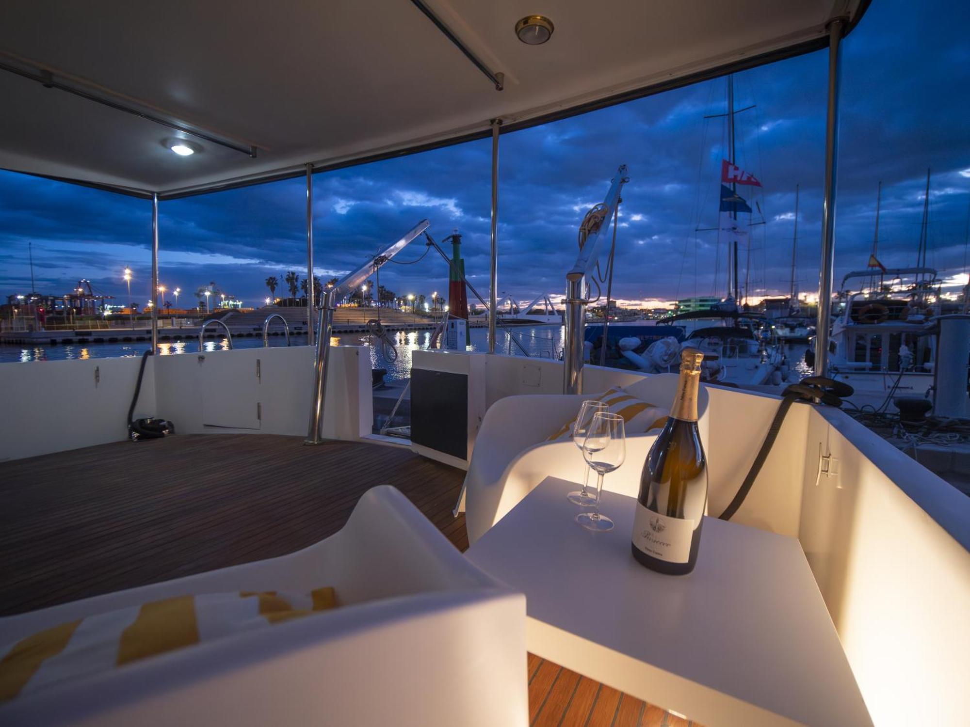Hotel Master&Commander Valencie Exteriér fotografie