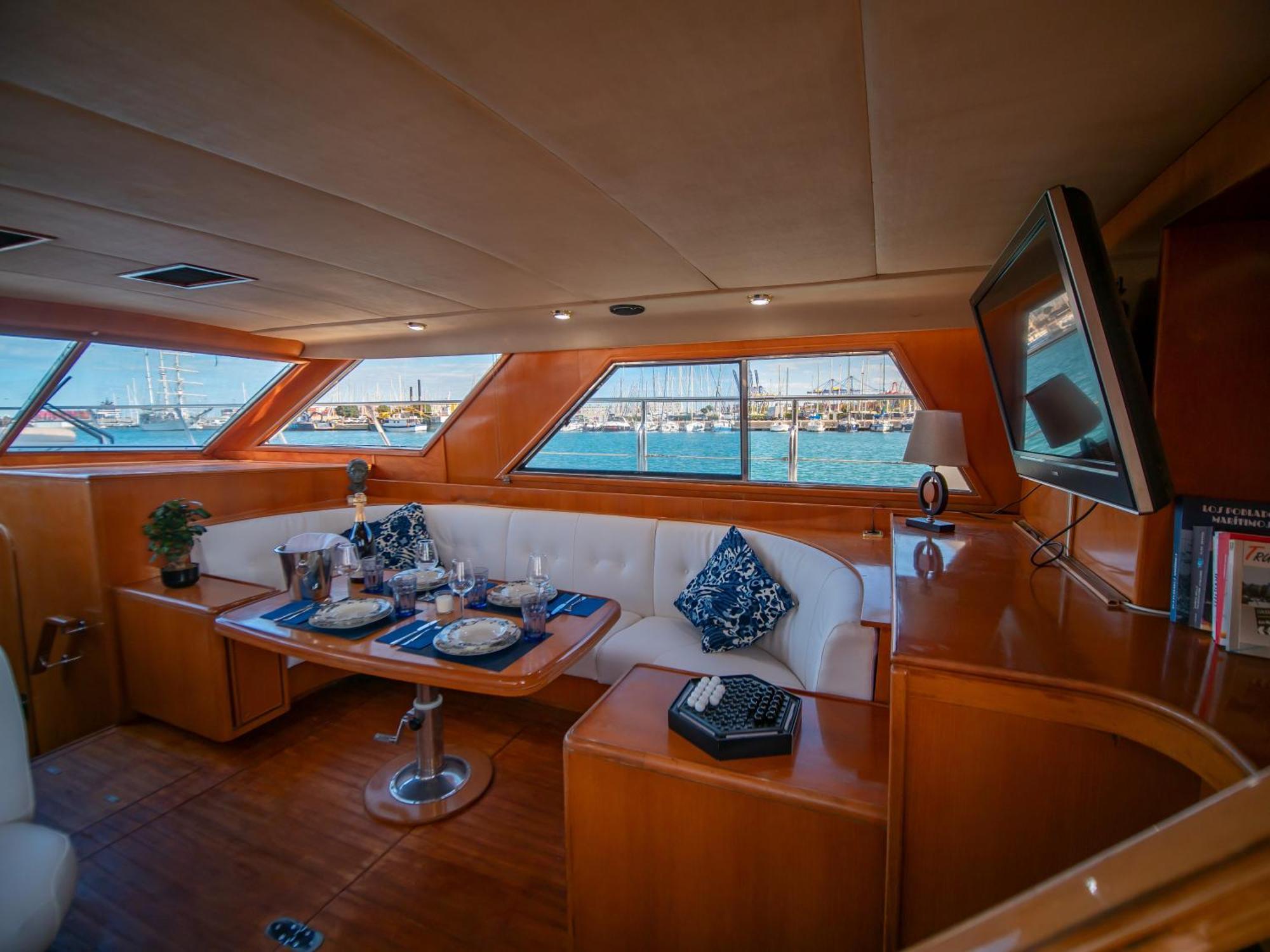 Hotel Master&Commander Valencie Exteriér fotografie